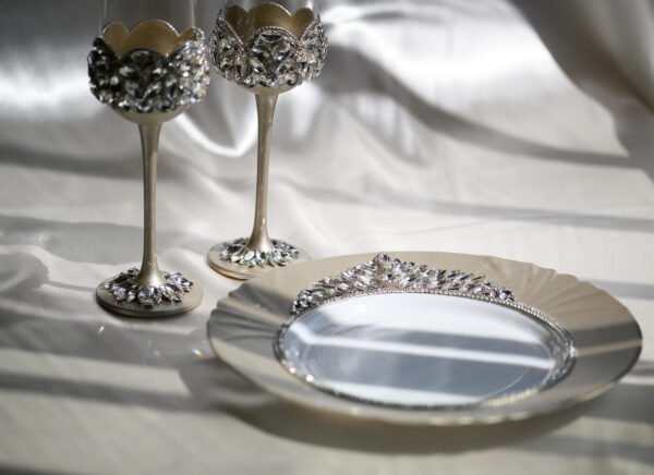 Glory Classic handcrafted luxury wedding set featuring champagne gold flutes with crystal crown rim design, crystal-embellished bases, and matching handpainted plate with floral crystal accents