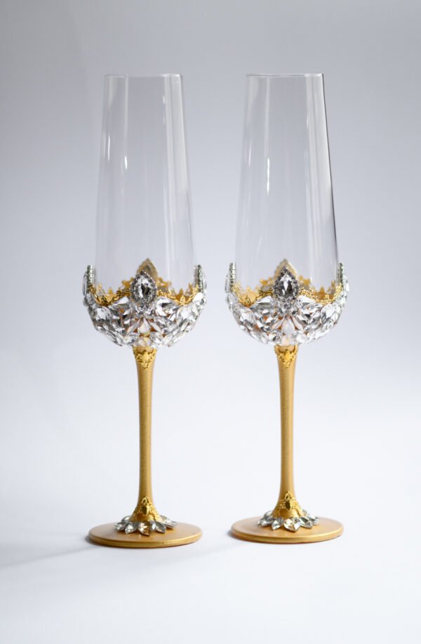 Aurelia luxury wedding champagne flutes handmade crystal rhinestones Lebanon buy online Éclat d'Amour