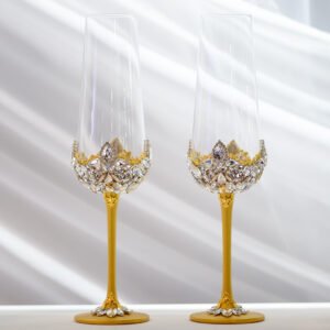 Aurelia luxury wedding champagne flutes handmade crystal rhinestones Lebanon buy online Éclat d'Amour