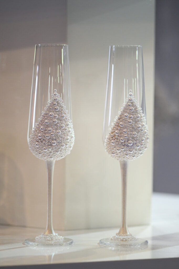 Pearl Collection romantic crystal wedding set with delicate pearl-inspired details and soft elegance