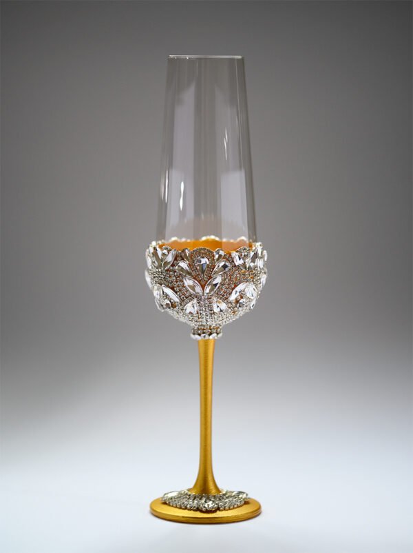 Treasure Collection dazzling crystal wedding set with shimmering finish available in multiple stunning colors